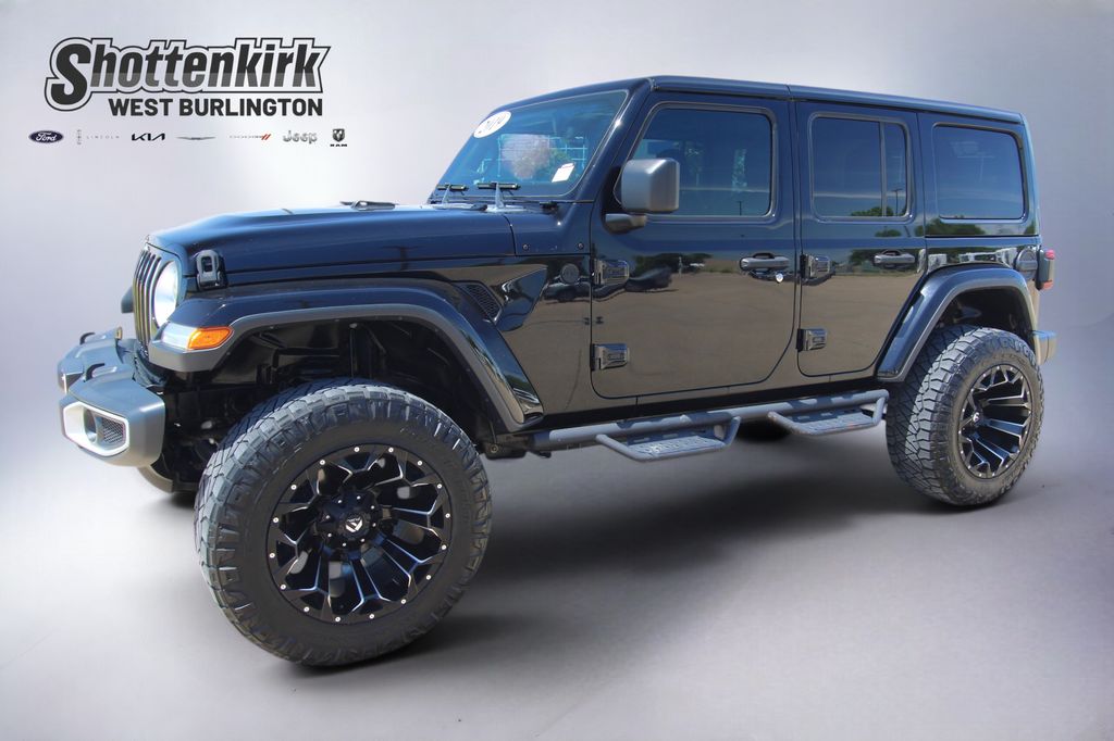 2019 Jeep Wrangler Sahara's photo