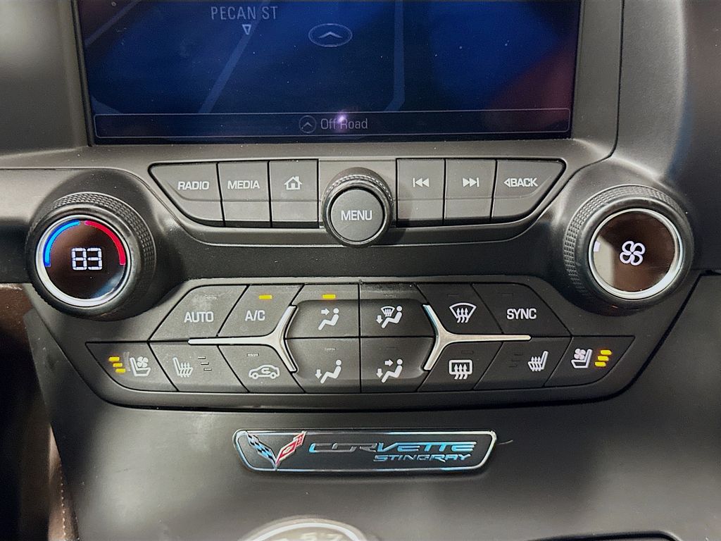 Thumbnail: 2015 Chevrolet Corvette - 16