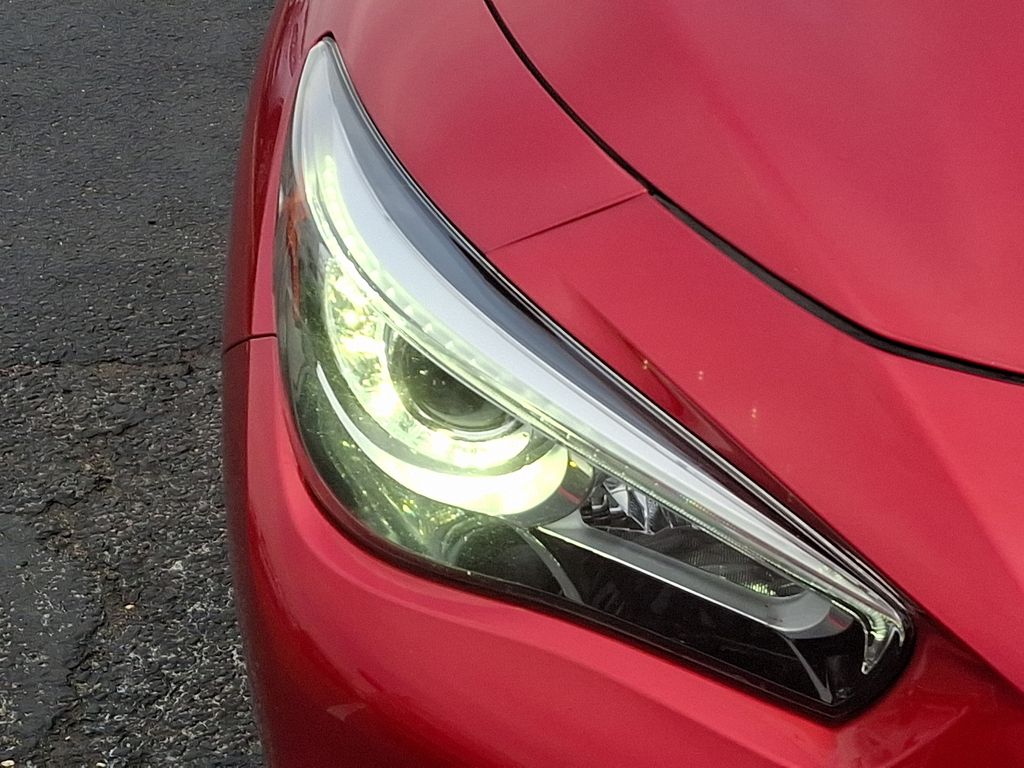2021 INFINITI Q50 Luxe 9