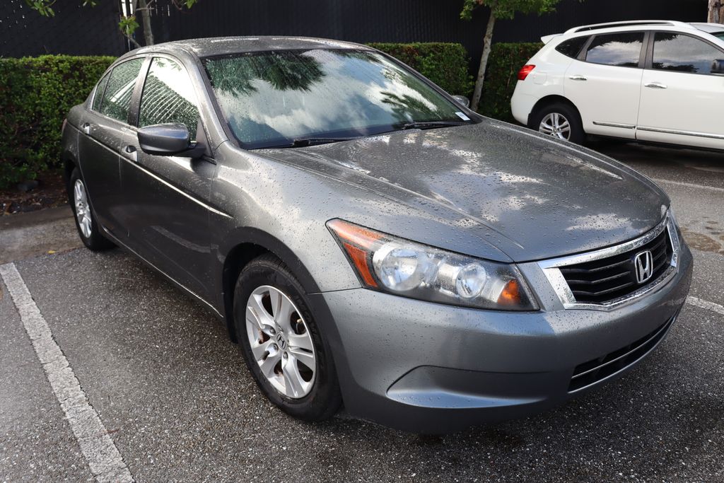 2009 Honda Accord LX-P 6