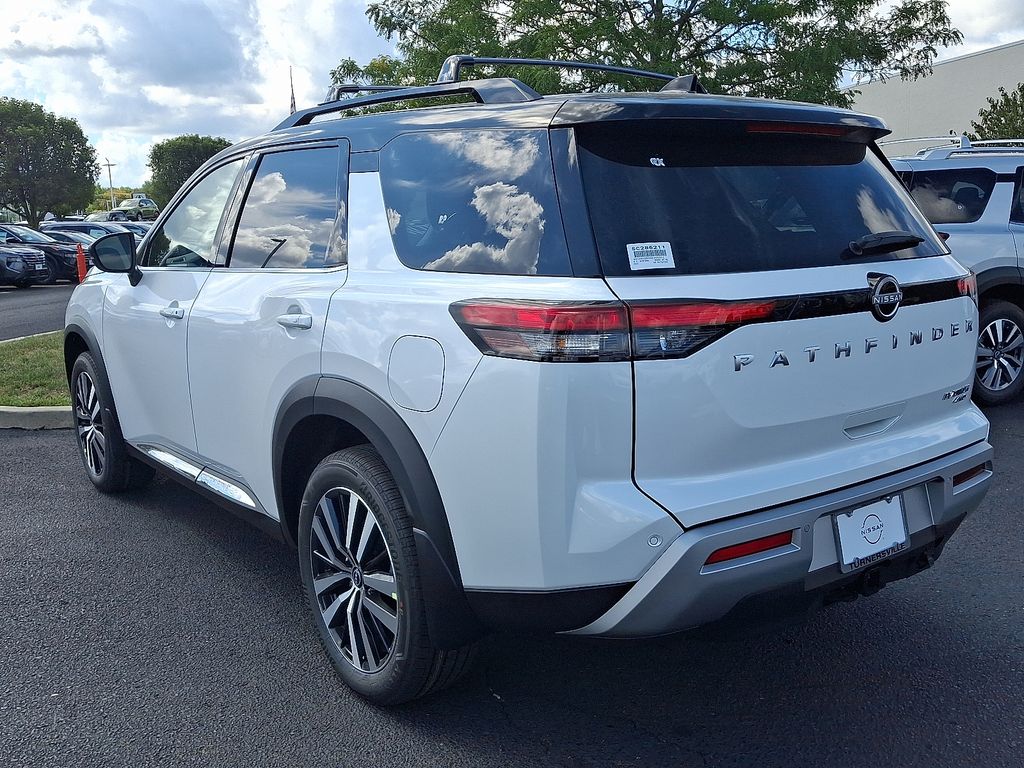 Thumbnail: 2025 Nissan Pathfinder - 4