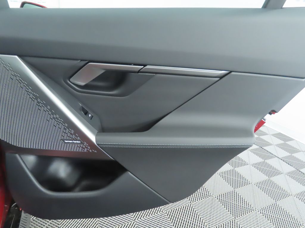 Thumbnail: 2024 BMW i5 - 28