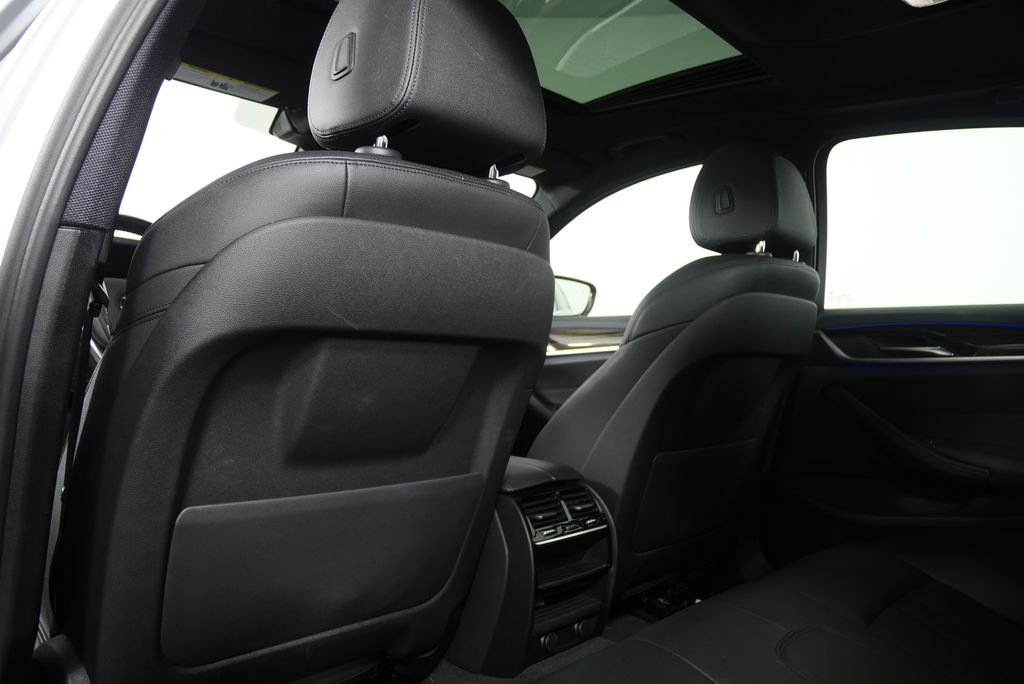 Thumbnail: 2019 BMW 5 Series - 16
