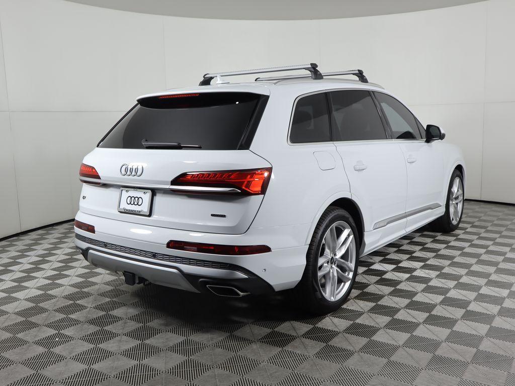 Thumbnail: 2025 Audi Q7 - 5