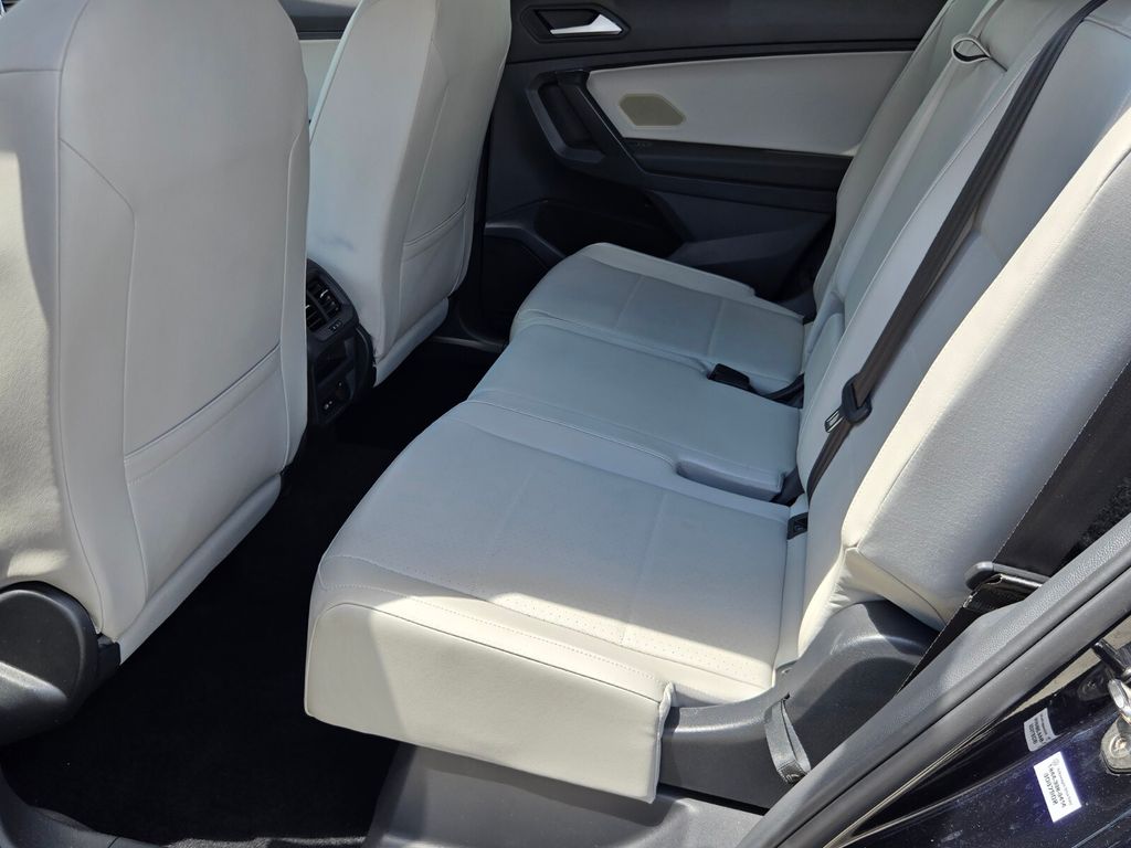 2021 Volkswagen Tiguan - $17,685