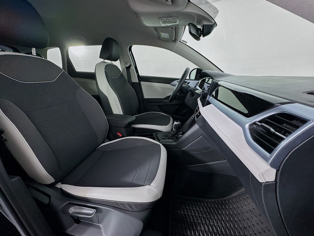 Used Car 2025 Volkswagen Taos  1.5t Se For Sale Under $25,000 In Austin, Texas