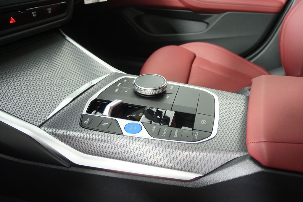 Thumbnail: 2025 BMW i4 - 22