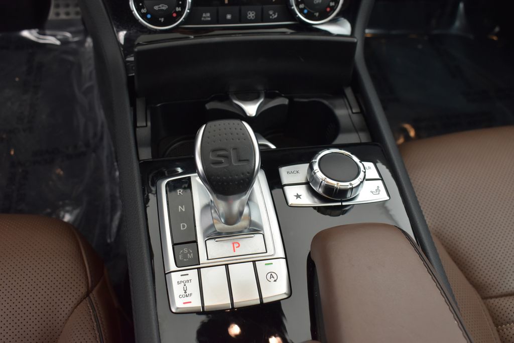 Thumbnail: 2016 Mercedes-Benz SL-Class - 21