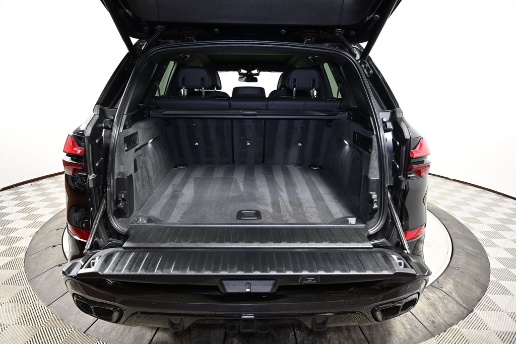 Thumbnail: 2024 BMW X5 - 10