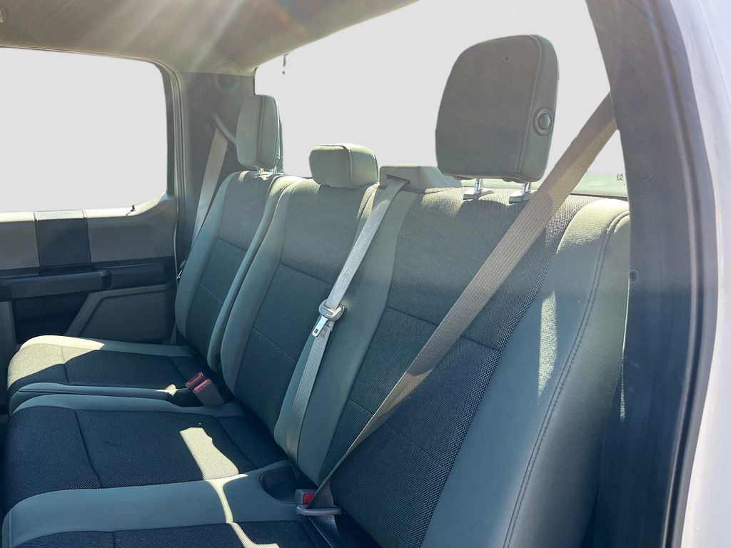 Used 2019 White Ford XL image 23
