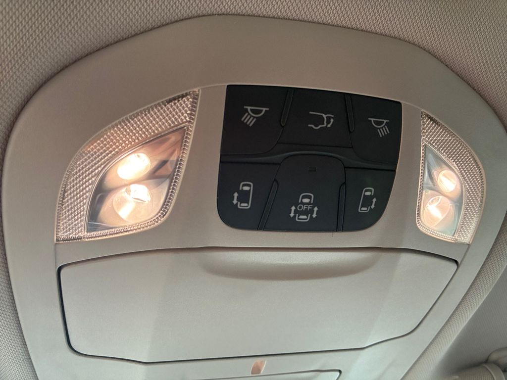 Used Car 2024 Chrysler Pacifica Hybrid  Select For Sale Under $30,000 In Austin, Texas