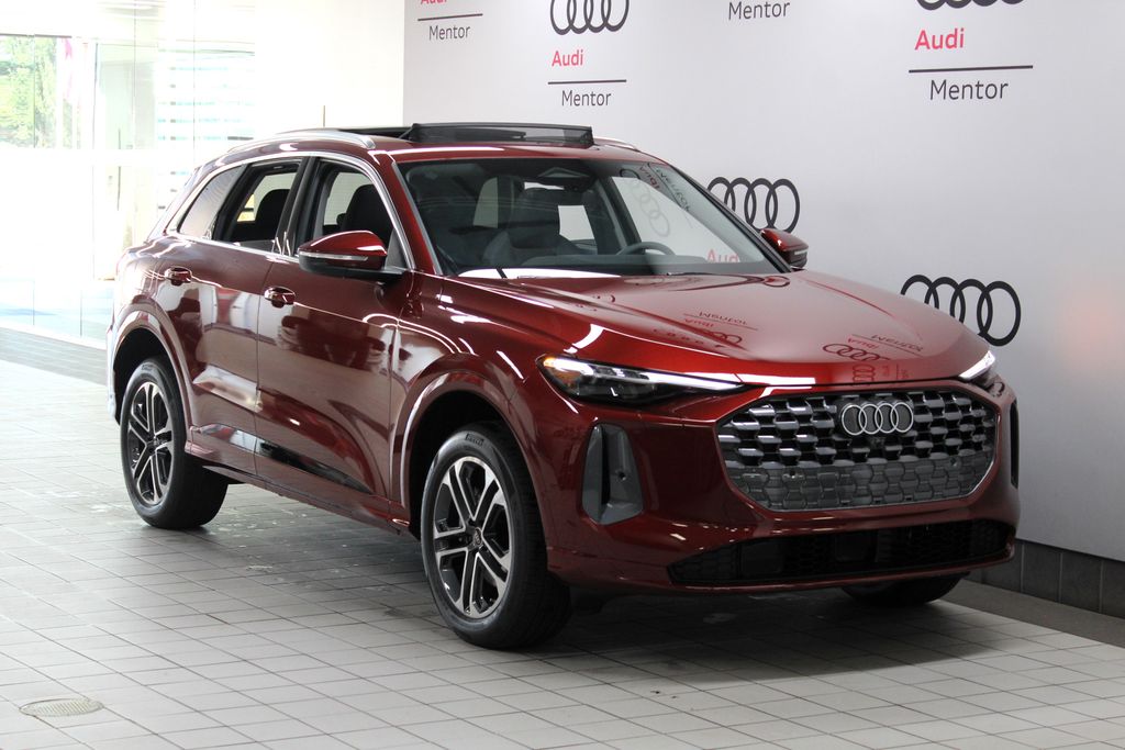 Thumbnail: 2025 Audi Q5 - 8