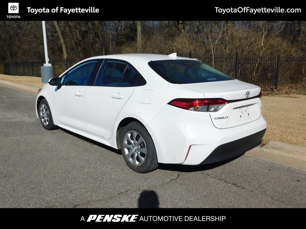 Thumbnail: 2024 Toyota Corolla - 3