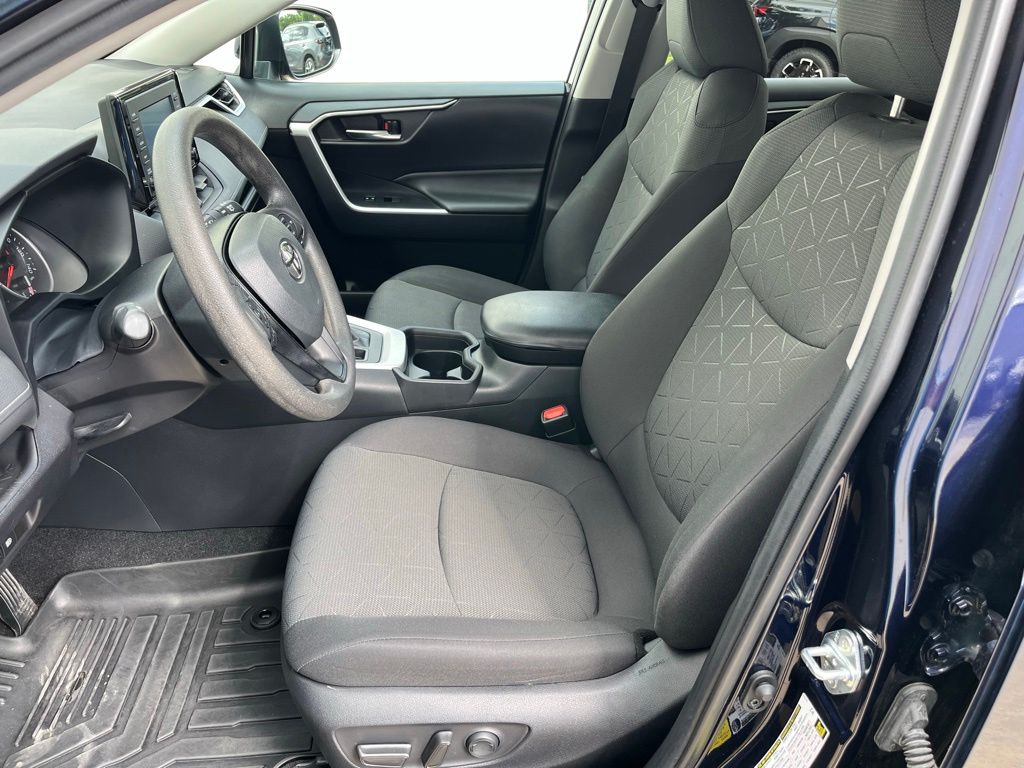 Used Car 2021 Toyota Rav4  Xle For Sale Under $30,000 In Georgetown, Texas