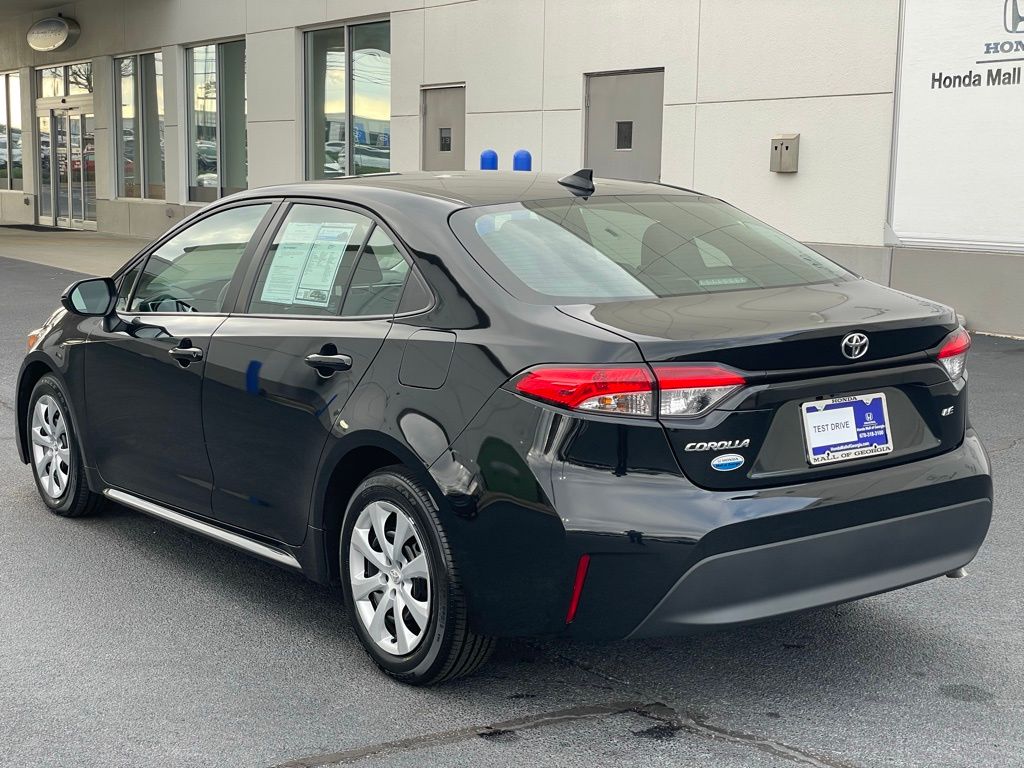 2023 Toyota Corolla LE 3