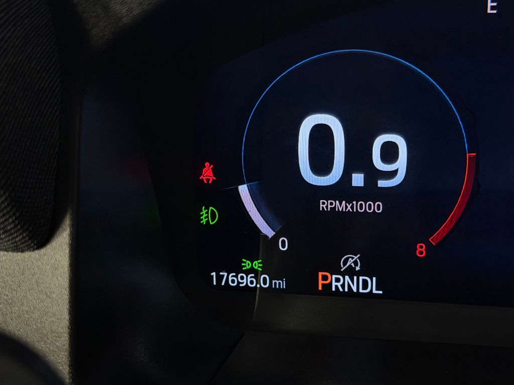 Used 2025 Black Metallic Ford Platinum image 14