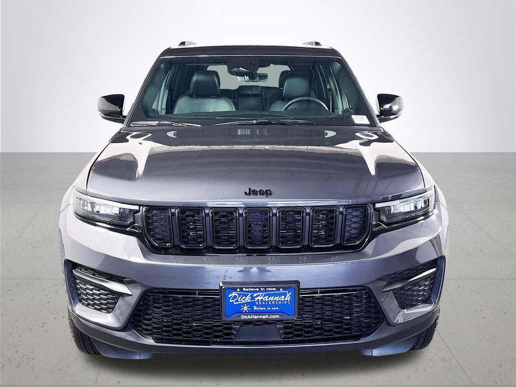 Grand Cherokee Altitude X