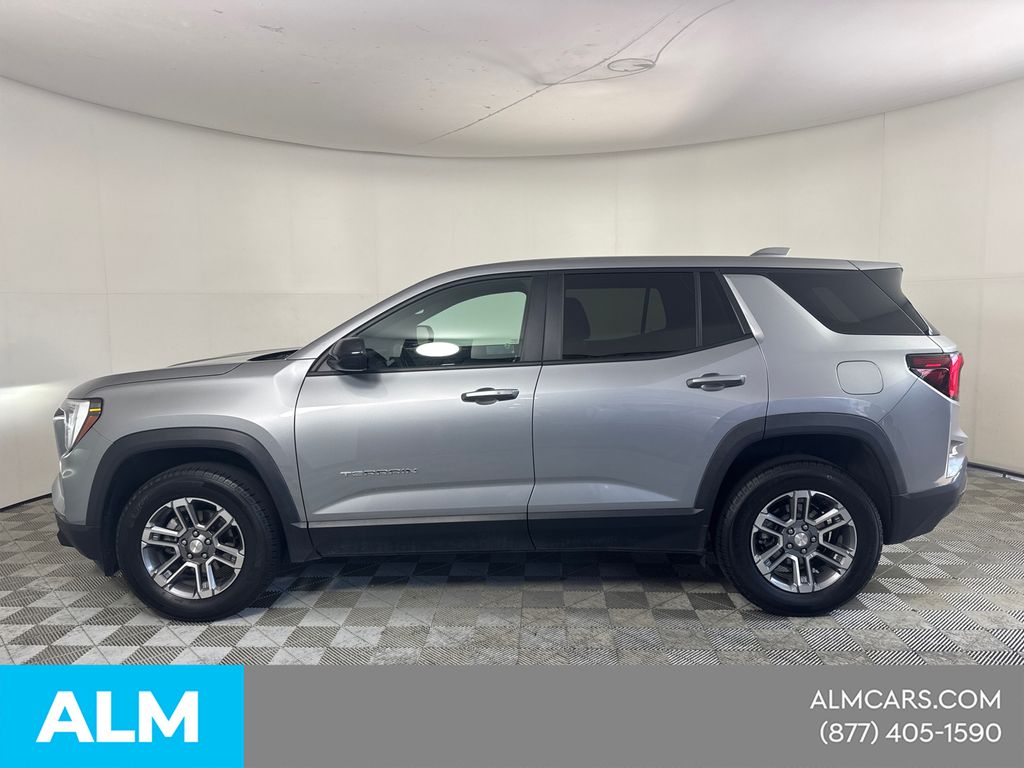 Used 2026 Silver GMC Elevation image 10