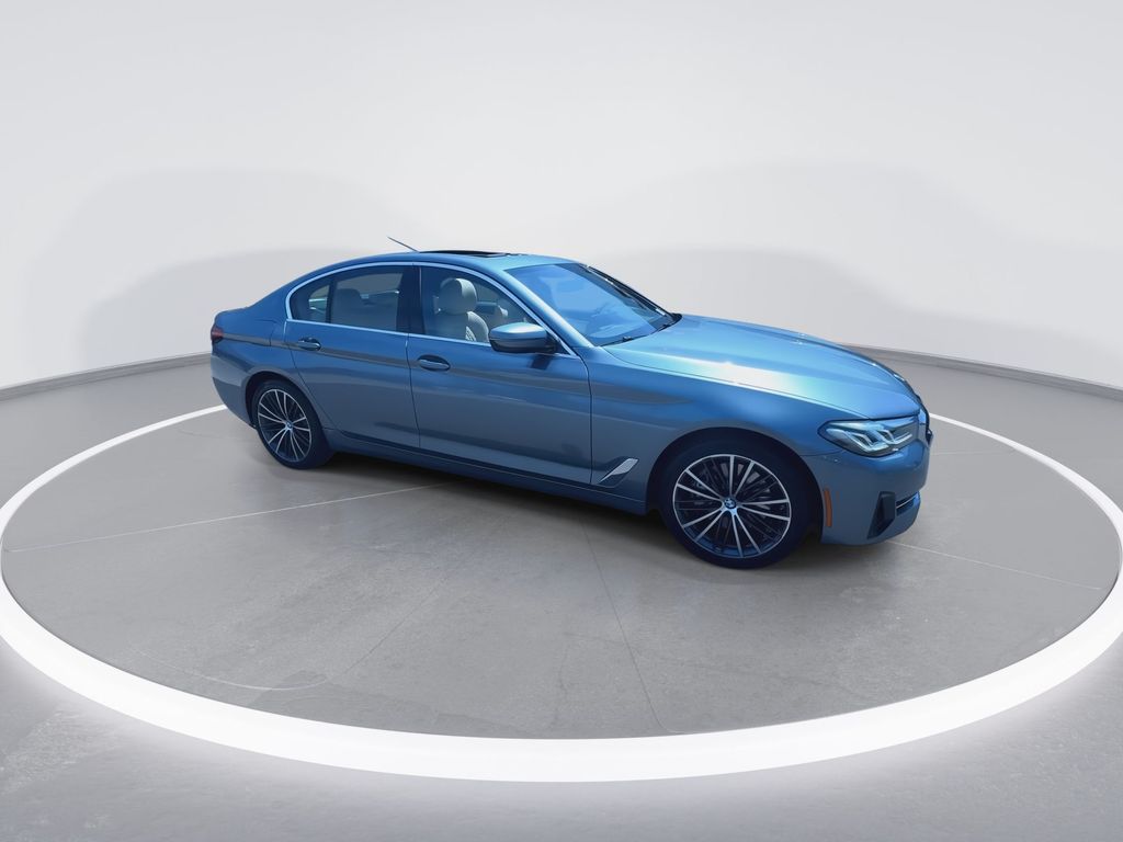 2022 BMW 5 Series 540i xDrive 2