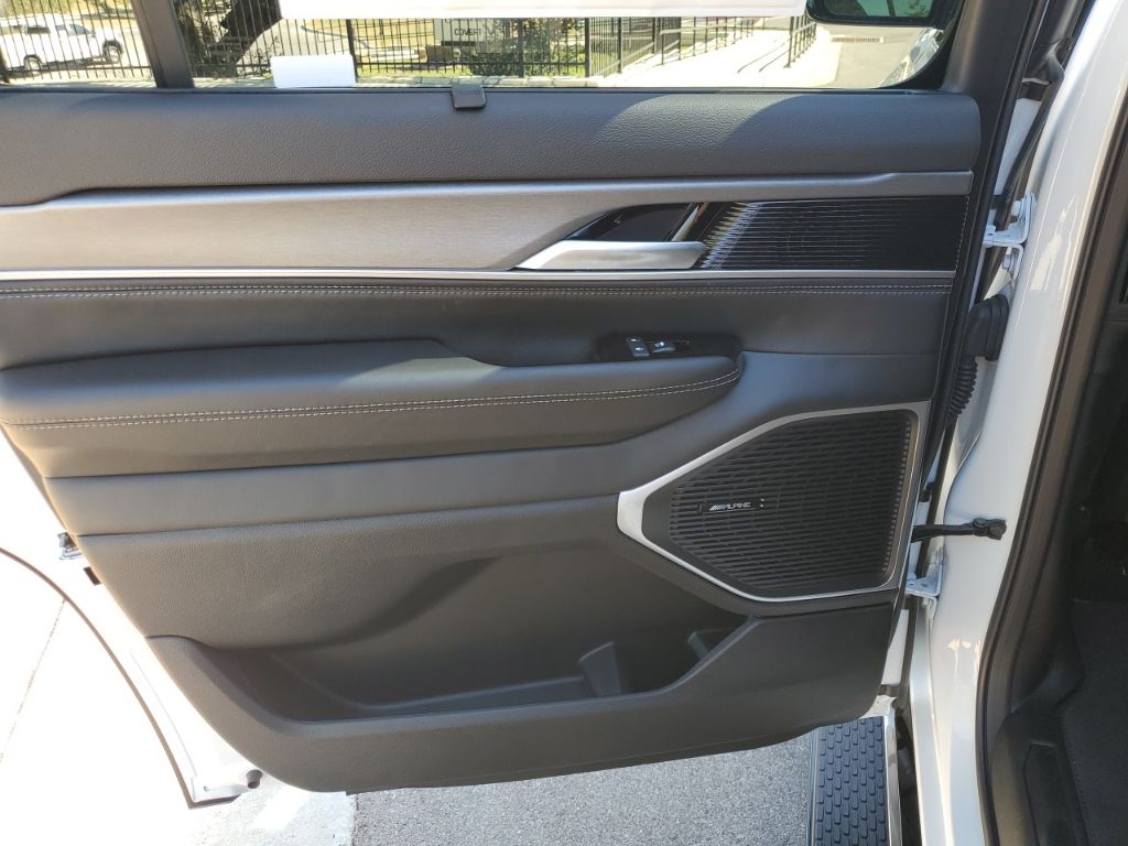 New Car 2025 Jeep Wagoneer  Base For Sale Under $70,000 In Austin, Texas