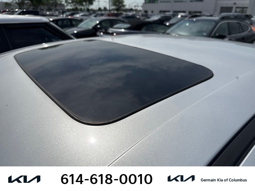 Used 2013 Silver Ford SEL image 7
