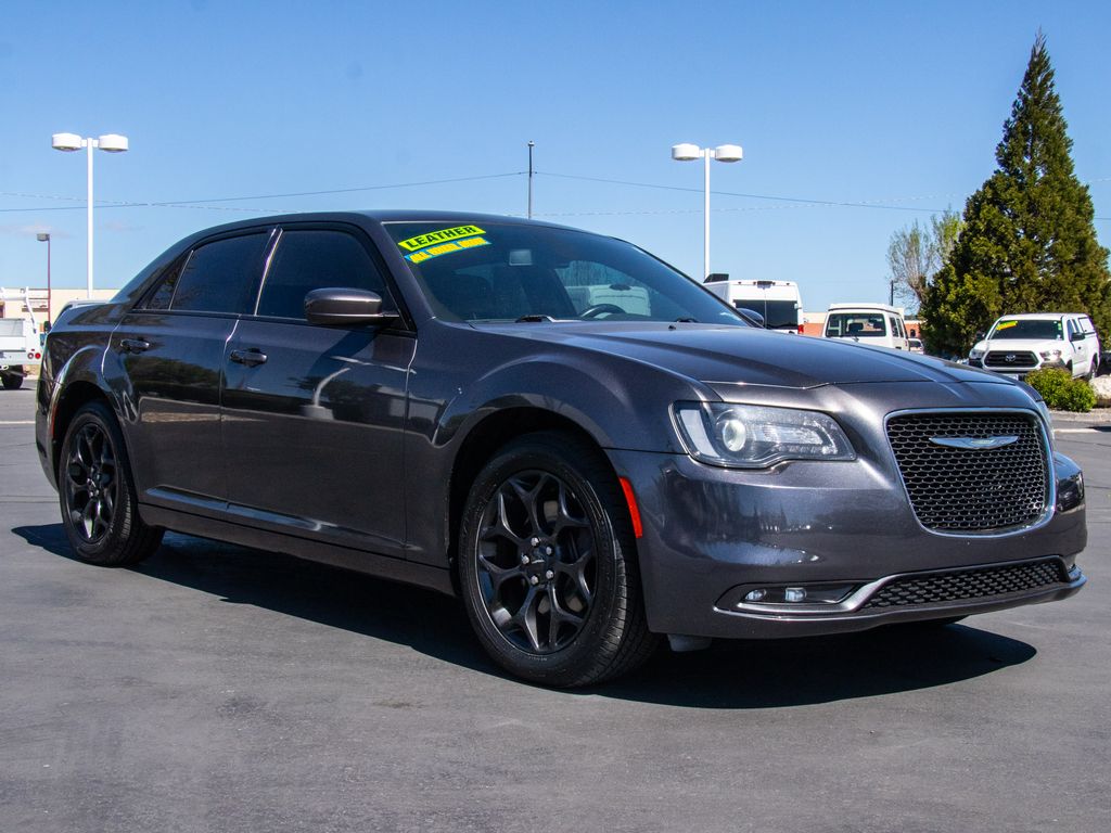 2019 Chrysler 300