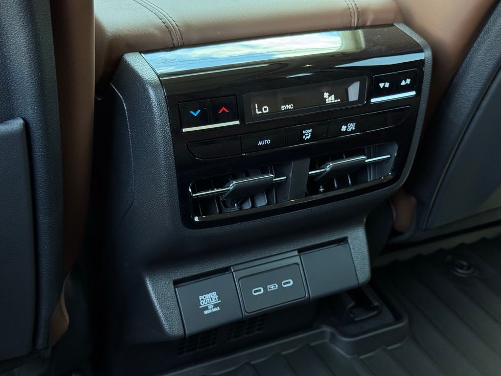2025 Acura MDX Technology photo 36