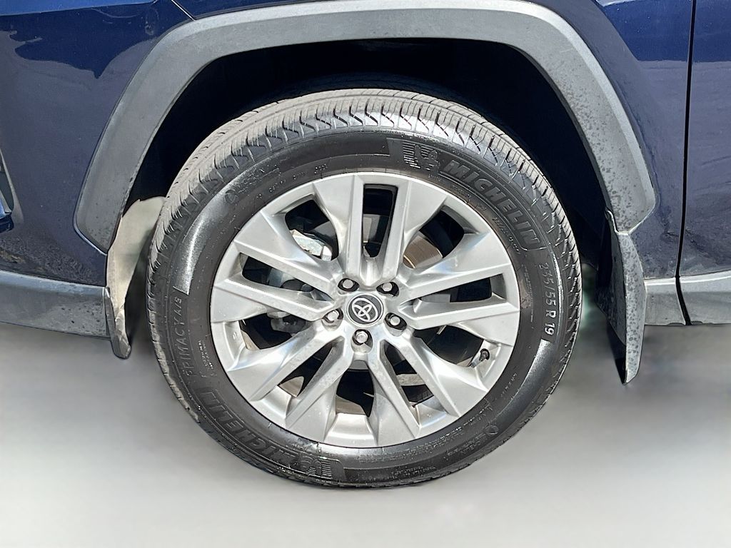 Used 2024 Blueprint Toyota XLE Premium image 32