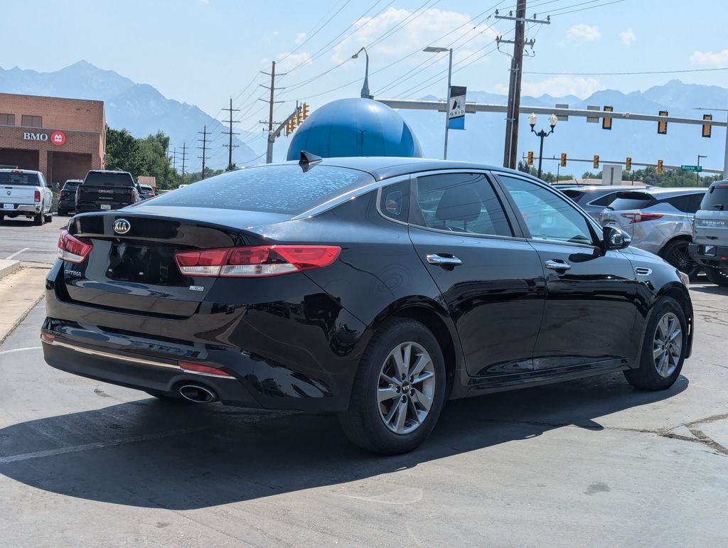 2016 Kia Optima LX 4