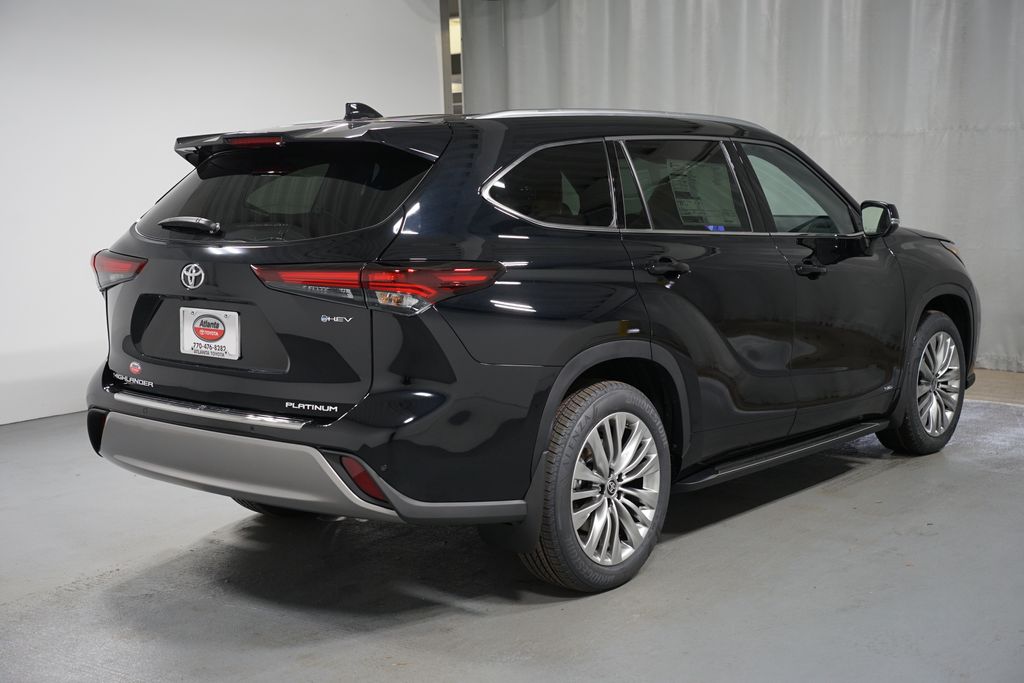 Thumbnail: 2026 Toyota Highlander - 8