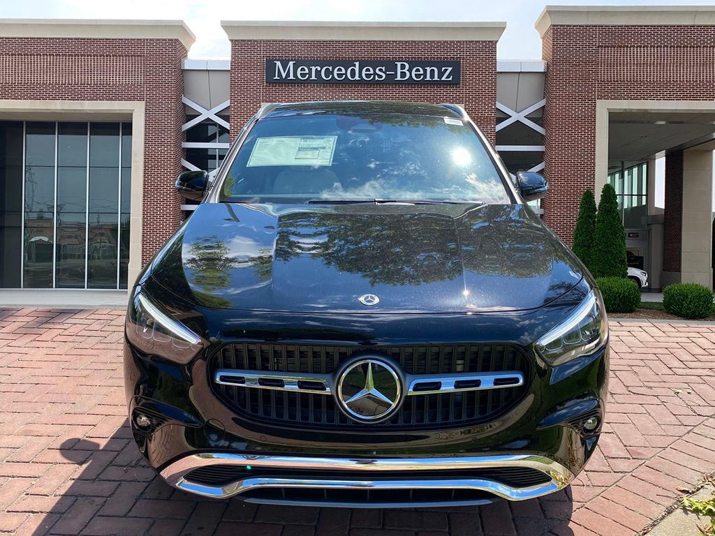 Thumbnail: 2025 Mercedes-Benz GLA - 2