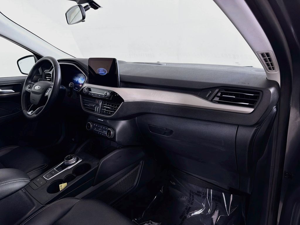 Used 2022 Ford Escape SUV