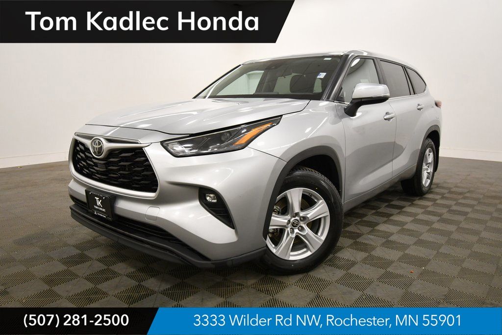 Celestial Silver Metallic 2024 Toyota Highlander SUV / Crossover All-Wheel Drive 8-Speed Automatic