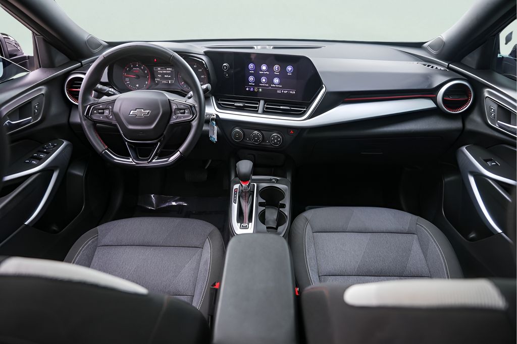 Used Car 2025 Chevrolet Trax  1rs For Sale Under $25,000 In Austin, Texas