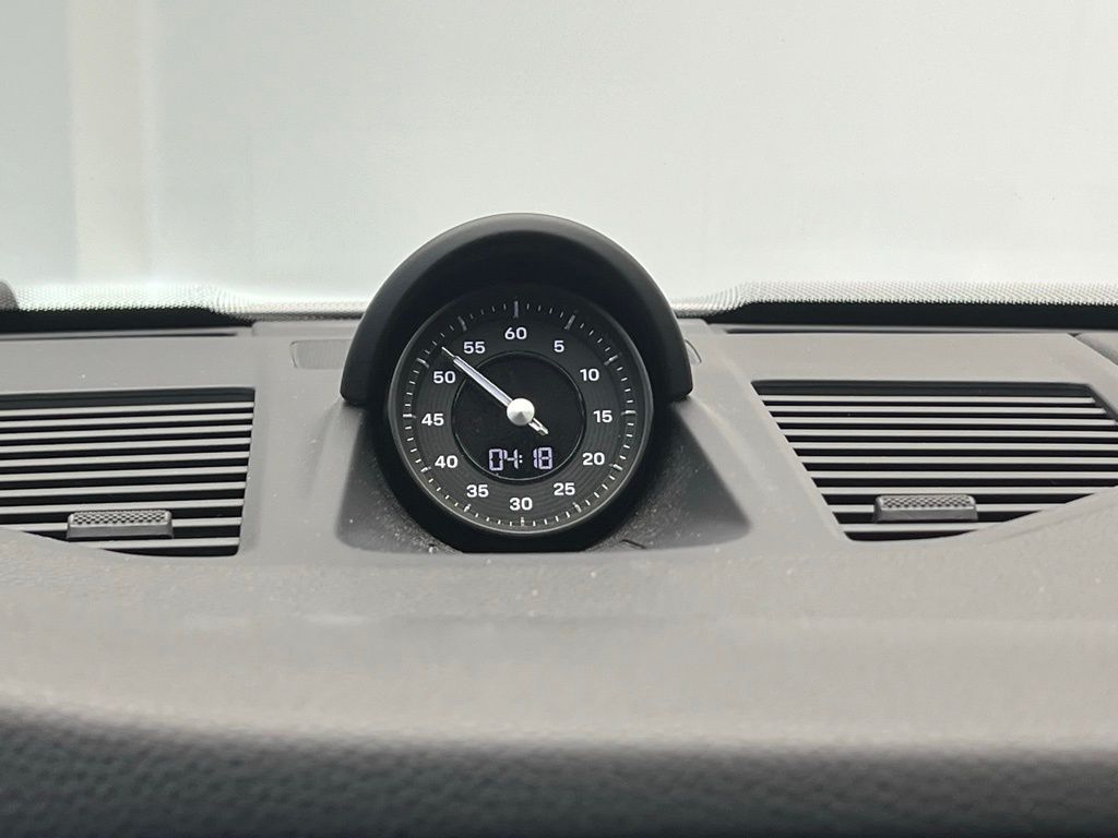 Thumbnail: 2021 Porsche 911 - 13