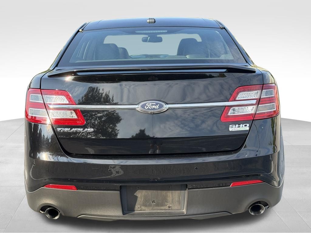 2018 Ford Taurus SHO