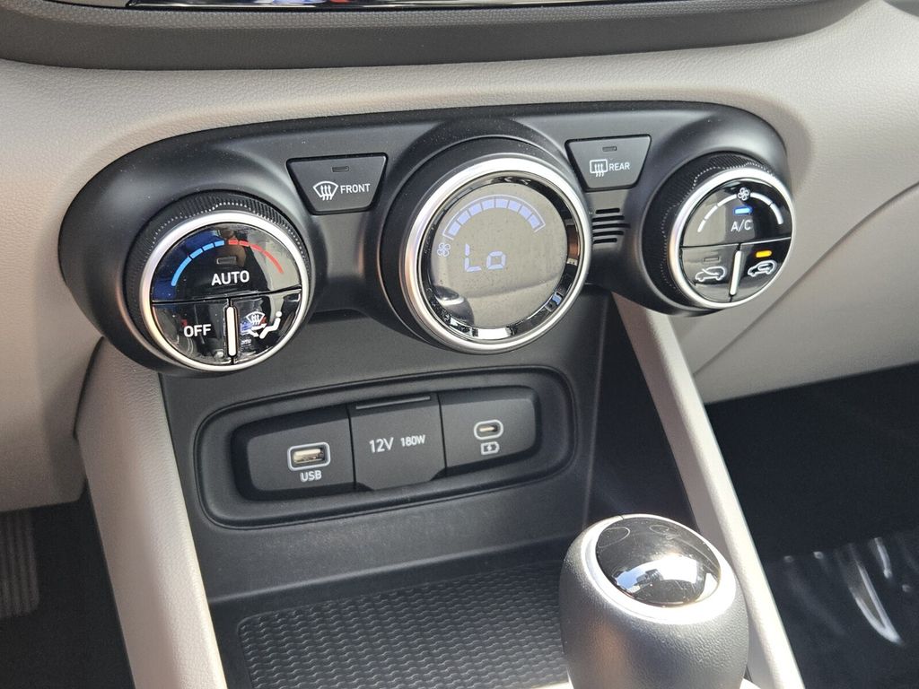 2024 Hyundai Venue - $17,599