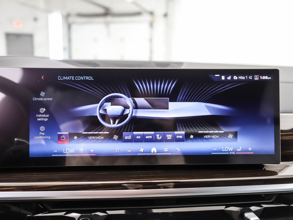 Thumbnail: 2026 BMW X5 - 19