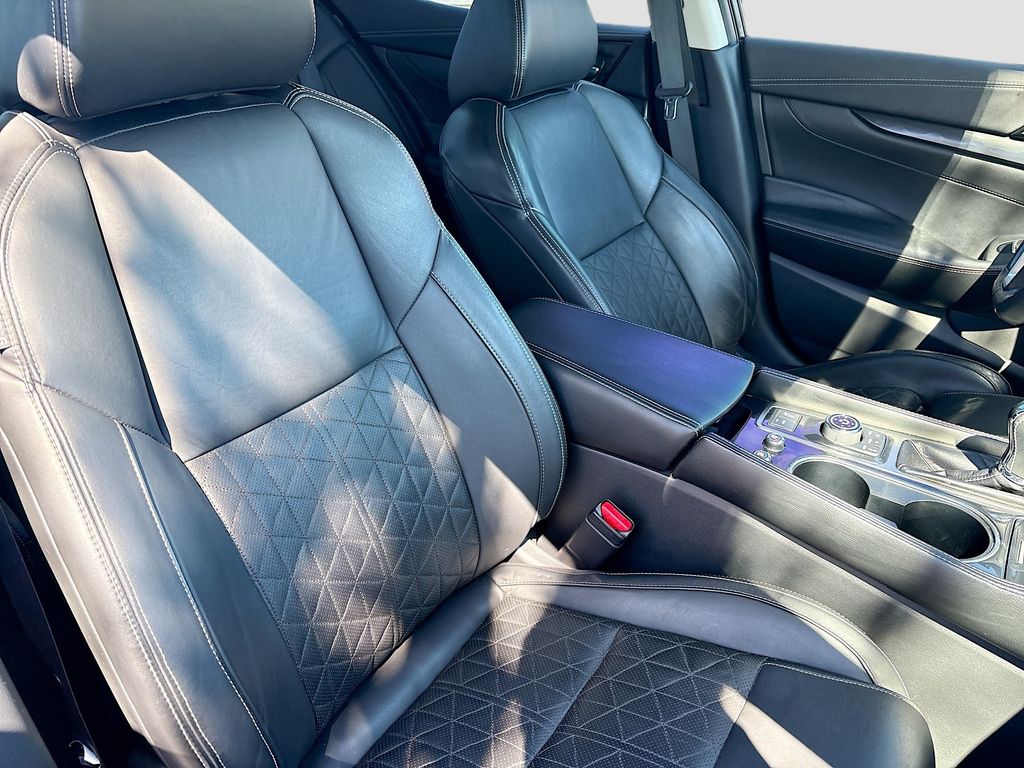 Used 2022 Gray Nissan Platinum image 30