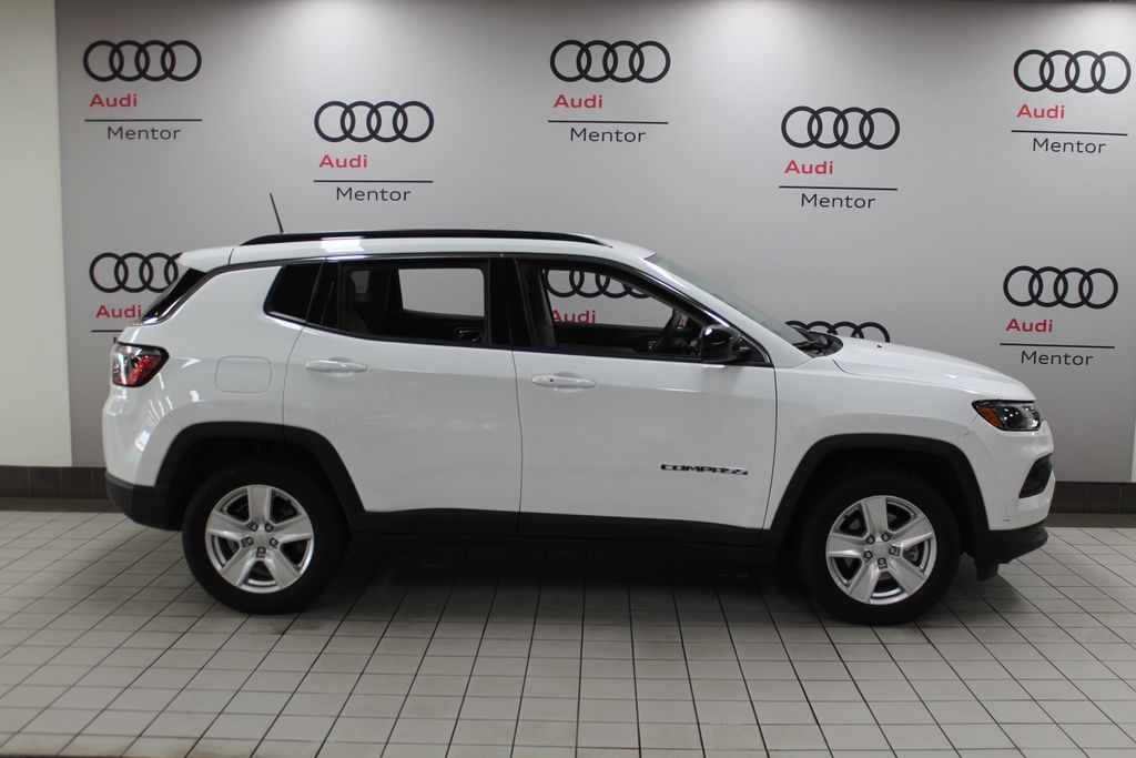 Thumbnail: 2022 Jeep Compass - 7