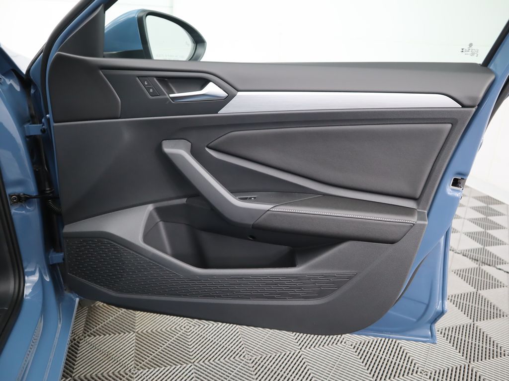 2025 Volkswagen Jetta S 26