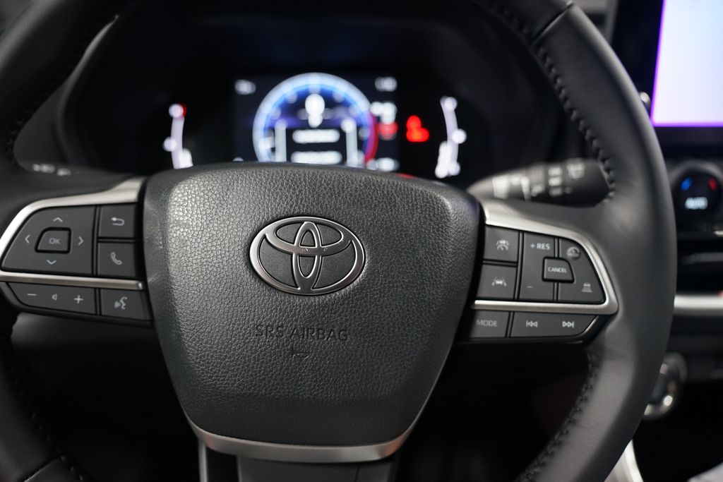 Thumbnail: 2026 Toyota Grand Highlander - 19