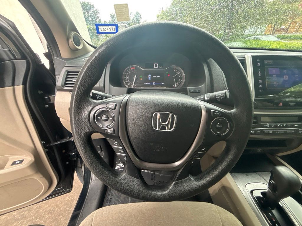 Used 2018 Black Honda EX image 12
