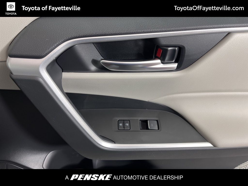 Thumbnail: 2025 Toyota RAV4 - 10