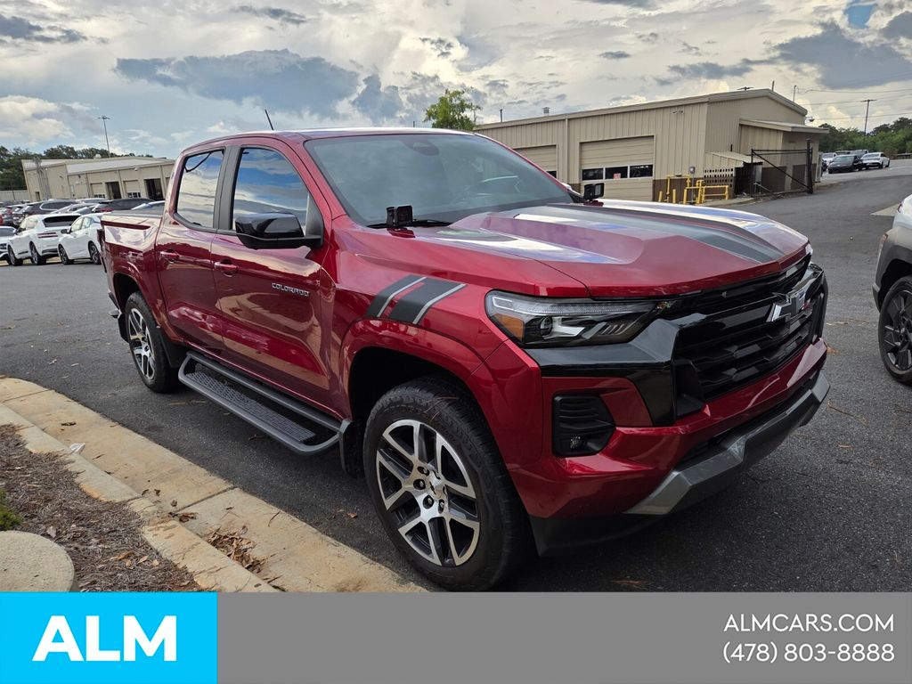 Used 2024 Red Chevrolet Z71 image 21