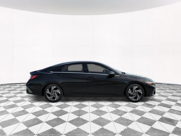 Elantra Hybrid Limited