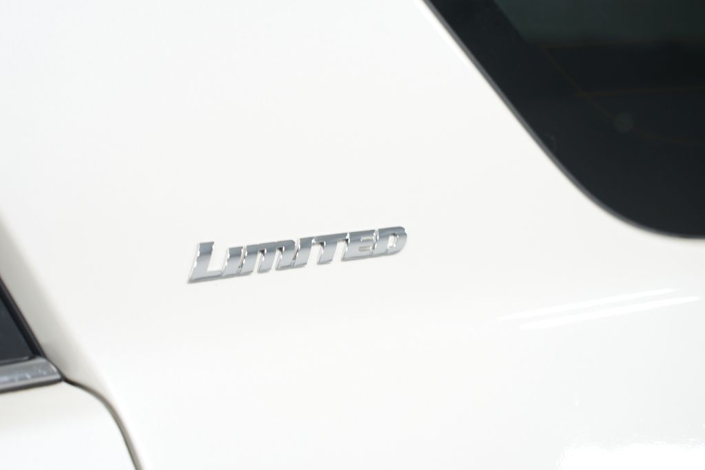 Thumbnail: 2022 Toyota 4Runner - 11