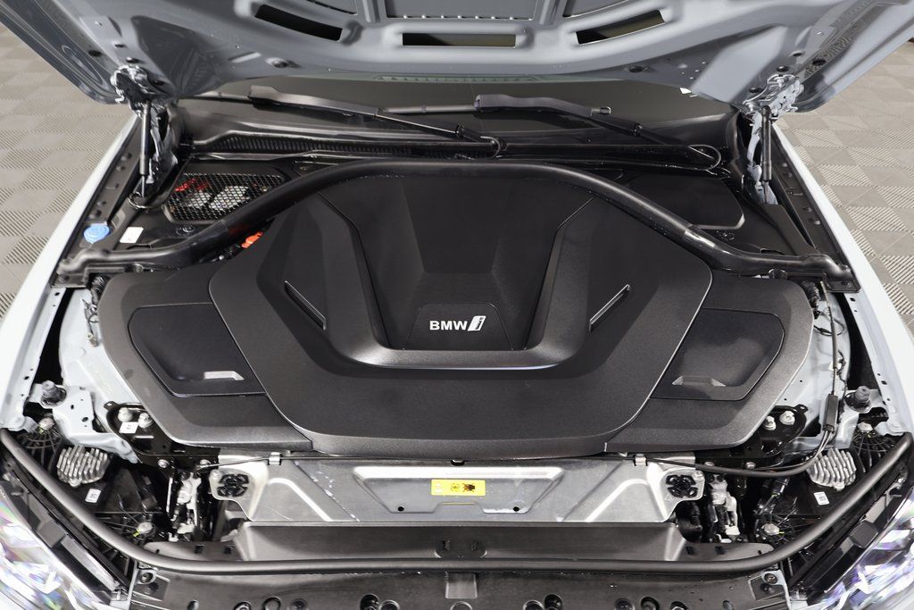 Thumbnail: 2023 BMW i4 - 15