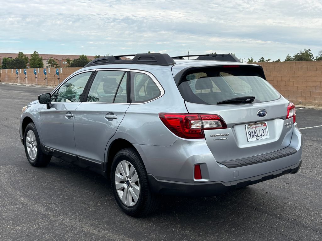 Thumbnail: 2017 Subaru Outback - 7