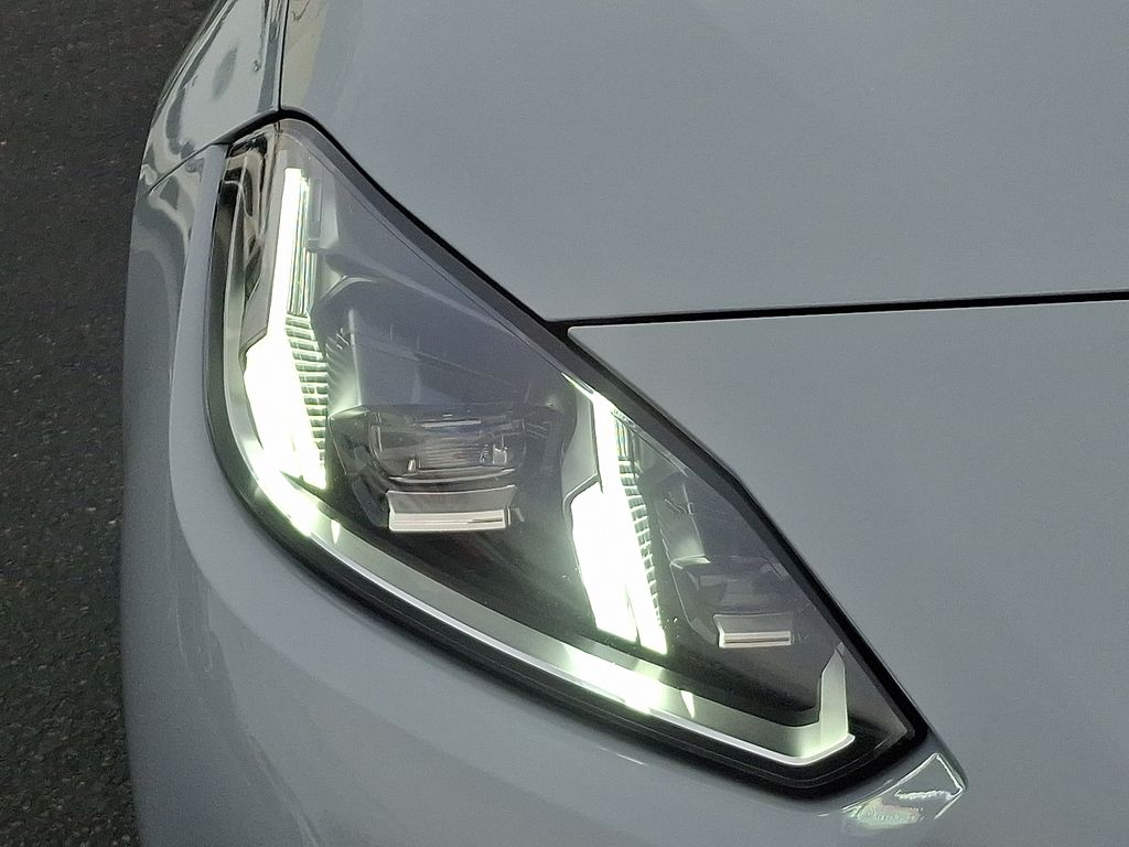 Thumbnail: 2025 BMW 2 Series - 9